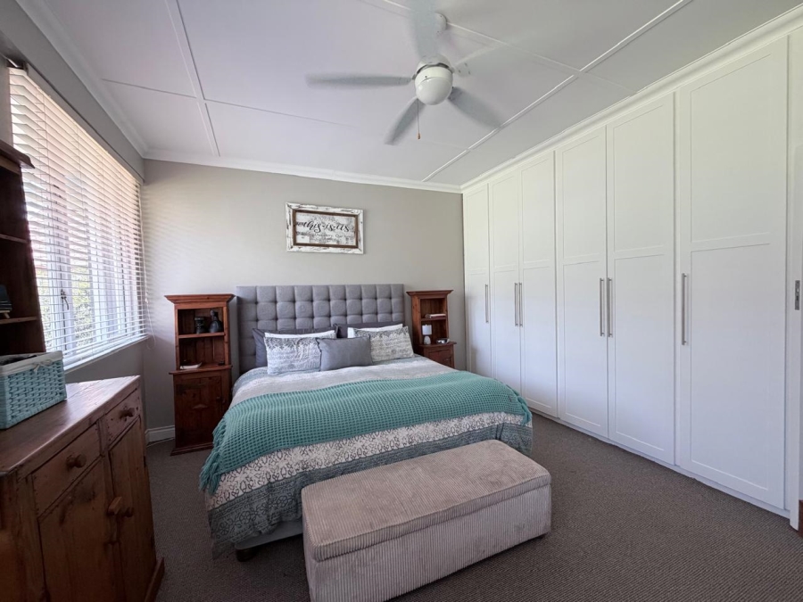 5 Bedroom Property for Sale in Bergsig Eastern Cape